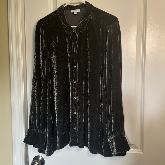J. Jill Tops - crushed velvet button down shirt